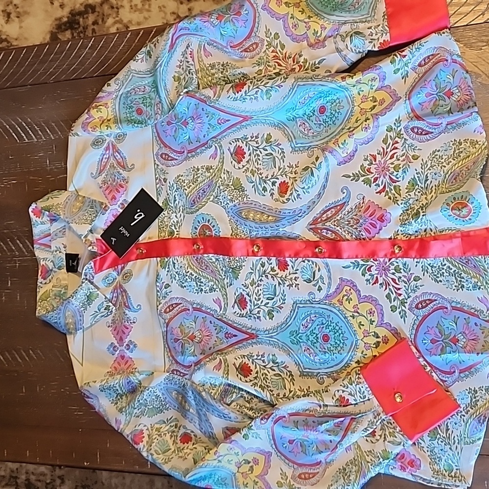 Vintage Retro Look Silky Button Up Women's Medium Paisley Shirt Gold Buttons NWT